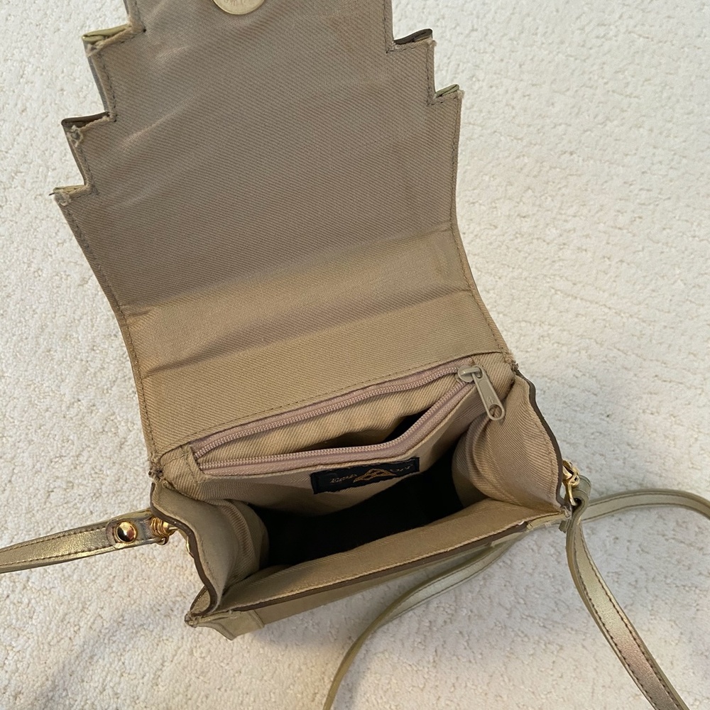 Leather Handbag - Picture 6 of 8